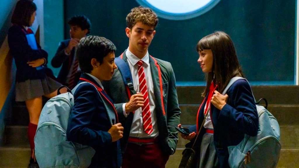 Ari, Patrick e Mencía na temporada 5 de Elite